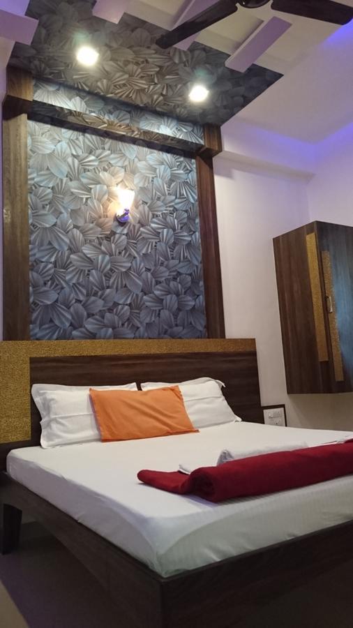 Yuvraj Lodge Osmanabad Dış mekan fotoğraf