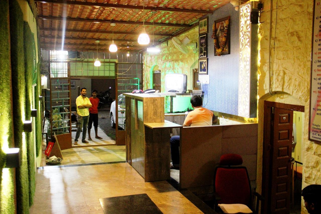 Yuvraj Lodge Osmanabad Dış mekan fotoğraf