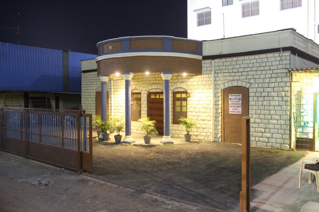 Yuvraj Lodge Osmanabad Dış mekan fotoğraf