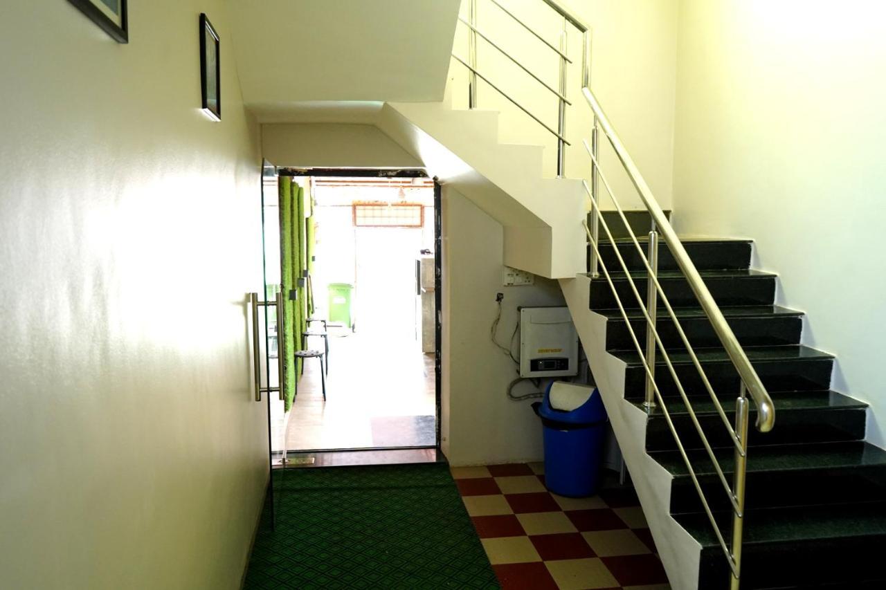 Yuvraj Lodge Osmanabad Dış mekan fotoğraf